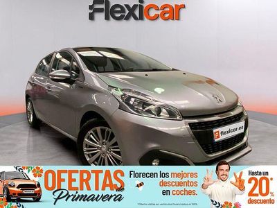 Usado Peugeot 208 Allure 82 CV (60 kW) 2018 Gris Utilitario