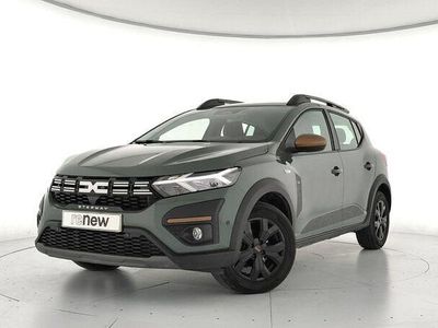 Usado Dacia Sandero Extreme 100 CV (73 kW) 2025 Verde Berlina