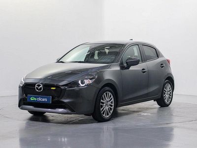Usado Mazda 2 Exclusive-Line 90 CV (66 kW) 2023 Gris / plata Utilitario