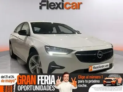 Usado Opel Insignia Business 122 CV (89 kW) 2021 Blanco Berlina