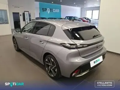Usado Peugeot 308 Allure 130 CV (95 kW) 2024 Gris / plata Berlina