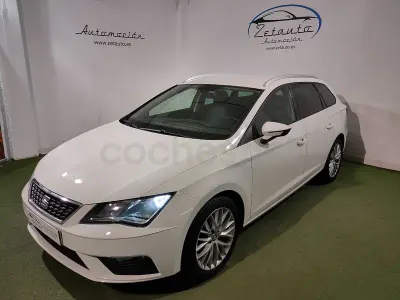 Usado Seat Leon Style 115 CV (84 kW) 2018 Blanco Familiar