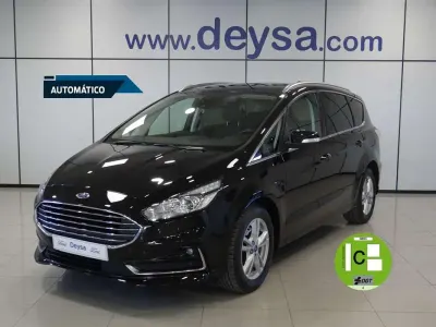 Usado Ford S-MAX Titanium 150 CV (110 kW) 2021 Negro Monovolumen