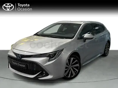 Usado Toyota Corolla Sport 122 CV (89 kW) 2022 Gris / plata Familiar
