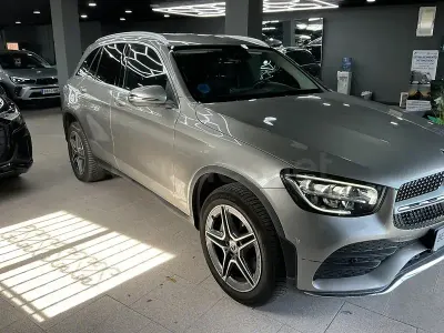 Usado Mercedes GLC300e 306 CV (225 kW) 2022 Beige SUV