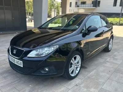 Usado Seat Ibiza SC Copa 105 CV (77 kW) 2011 Negro Utilitario