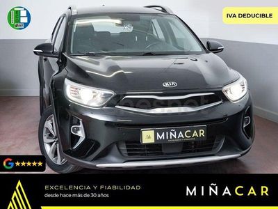 Usado Kia Stonic 120 CV (88 kW) 2022 Negro SUV