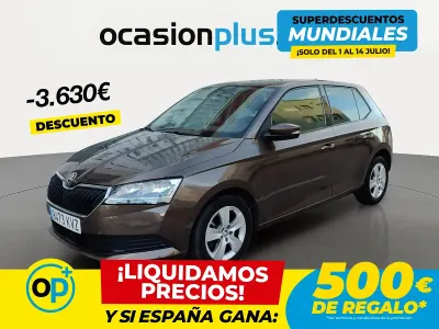 Usado Skoda Fabia 110 CV (80 kW) 2019 Marrón Berlina