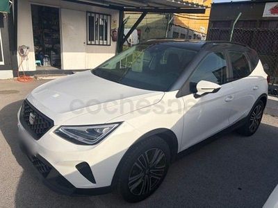 Usado Seat Arona Style 110 CV (80 kW) 2023 Blanco SUV
