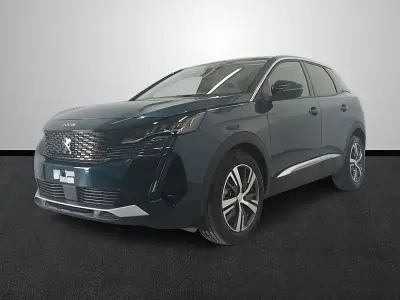 Usado Peugeot 208 Active 74 CV (54 kW) 2024 Rojo Utilitario