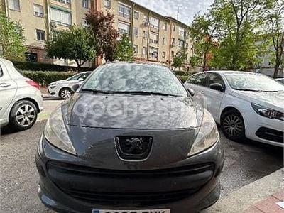 Usado Peugeot 207 70 CV (51 kW) 2007 Gris / plata Berlina