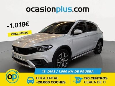 Usado Fiat Tipo Cross 130 CV (95 kW) 2023 Gris Berlina
