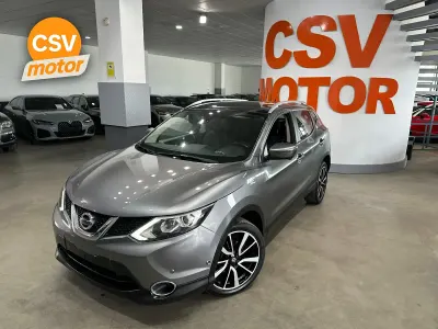 Usado Nissan Qashqai Tekna 116 CV (85 kW) 2017 Gris / plata SUV