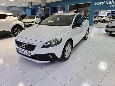 Usado Volvo V40 Summum 120 CV (88 kW) 2016 Blanco SUV