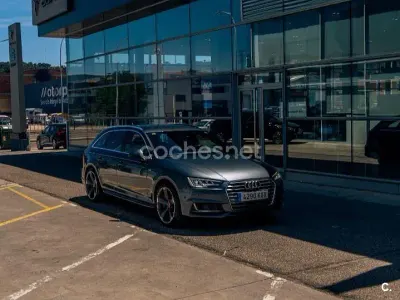 Usado Audi A4 S-Line 252 CV (185 kW) 2018 Gris / plata Familiar