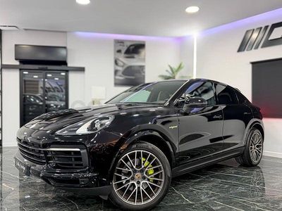 Käytetty Porsche Cayenne 462 HP (339 kW) 2021 Musta Katumaasturi