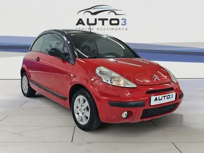 Käytetty Citroën C3 Pluriel Exclusive 70 HP (51 kW) 2006 Punainen Avoauto