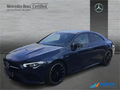 Usado Mercedes CLA200 163 CV (119 kW) 2022 Azul denim Berlina