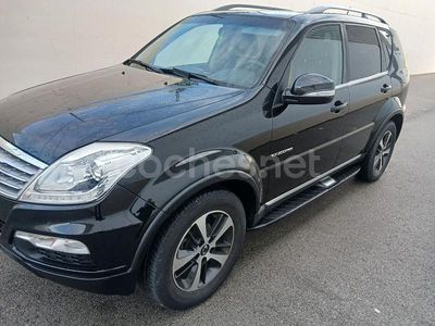 Negro Usado 2016 Ssangyong (KGM) Rexton Limited SUV | 8900 €