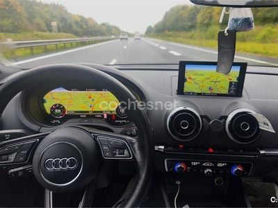 Käytetty Audi A3 Sport 150 HP (110 kW) 2017 Musta Sedan