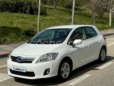 Toyota Auris Hybrid