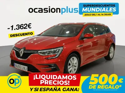 Usado Renault Mégane GrandTour Intens 115 CV (84 kW) 2021 Rojo Familiar