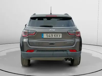 Usado Jeep Compass Limited 140 CV (102 kW) 2018 Marrón SUV