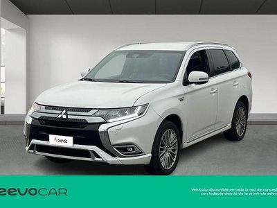 Usado Mitsubishi Outlander 224 CV (164 kW) 2019 Blanco SUV