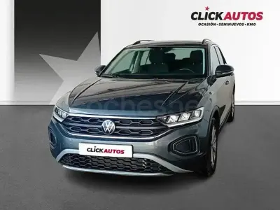 Usado VW T-Roc 115 CV (84 kW) 2025 Gris / plata SUV