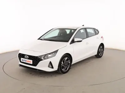 Usado Hyundai i20 101 CV (74 kW) 2021 Blanco Utilitario