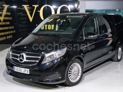 Mercedes V220