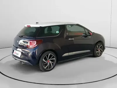 Usado DS Automobiles DS3 110 CV (80 kW) 2017 Azul Utilitario