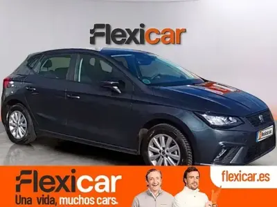 Usado Seat Ibiza Reference 95 CV (69 kW) 2024 Gris Utilitario