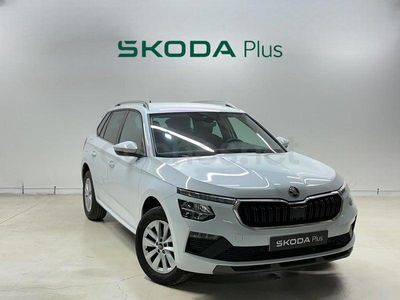 Usado Skoda Kamiq Selection 115 CV (84 kW) 2025 Blanco SUV