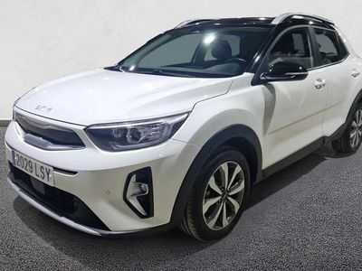 Usado 2021 Kia Stonic SUV | 15.440 € (Precio justo)