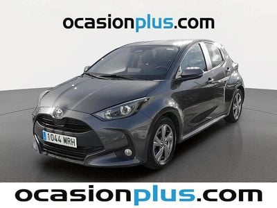 Usado Toyota Yaris Active 116 CV (85 kW) 2024 Blanco Utilitario