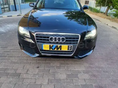 Usado Audi A4 211 CV (155 kW) 2012 Negro Berlina