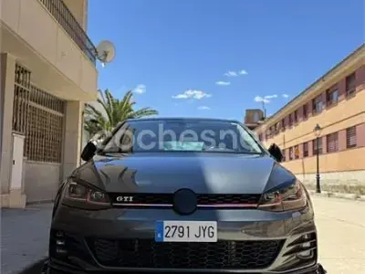 Usado VW Golf VII Advance 125 CV (91 kW) 2017 Gris / plata Berlina