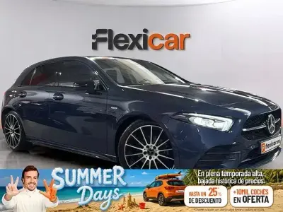 Usado Mercedes A180 116 CV (85 kW) 2022 Azul