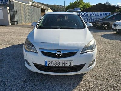 Usado Opel Astra Sport 165 HP (121 kW) 2011 Branco Sedan