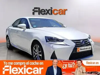 Usado Lexus IS300h Executive Line 223 CV (164 kW) 2019 Blanco Berlina