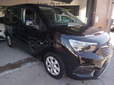 Usado Opel Combo Life Elegance 131 CV (96 kW) 2020 Negro Monovolumen