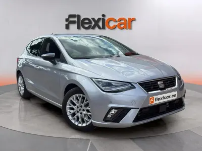 Occasion Seat Ibiza FR 110 PK (80 kW) 2023 Grijs Hatchback