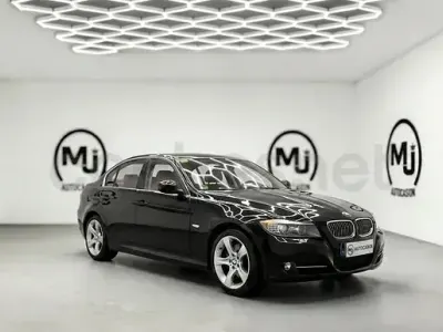 Usado BMW 318 Sport Line 143 HP (105 kW) 2011 Preto Sedan