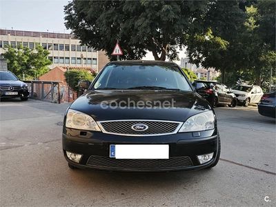 Negro Usado 2003 Ford Mondeo Ghia Berlina | 4000 €