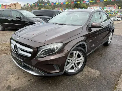 Używany Mercedes GLA200 Urban 136 KM (100 kW) 2014 Brązowy SUV