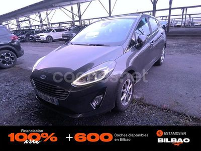Gris / plata Usado 2021 Ford Fiesta ST-Line Berlina | 10.450 € (Buen precio)
