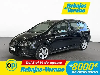 Usado Seat Altea Ecomotive 105 CV (77 kW) 2012 Negro Monovolumen