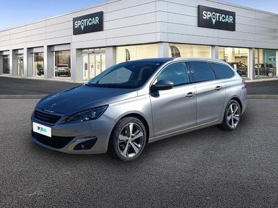 Gris Usado 2017 Peugeot 308 Allure Familiar | 10.400 € (Precio justo)