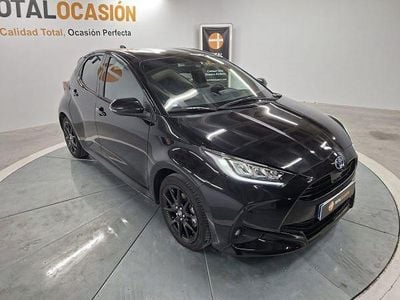 Usado Toyota Yaris Style 116 CV (85 kW) 2024 Negro Utilitario